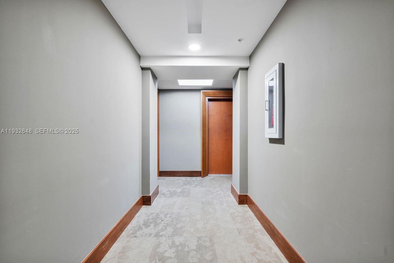 31 SE 5th St, Unit 2911, Miami, FL 33131 Photo