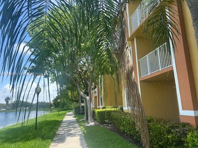 20950 SW 87th Ave, Unit 203, Cutler Bay, FL 33189 Photo