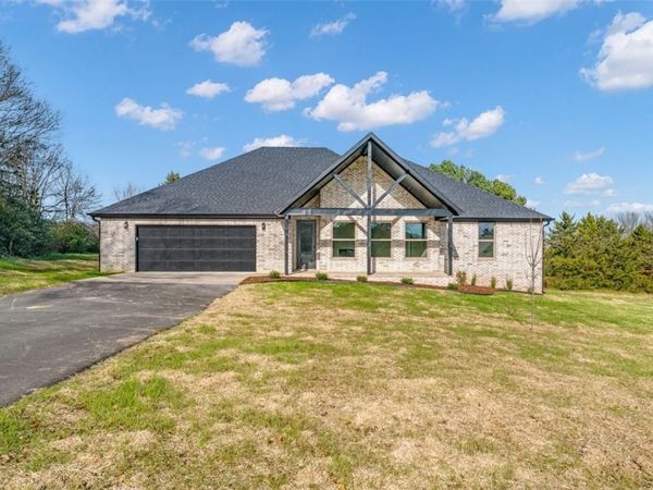 212 Oneal Lane, Elkins, AR 72727