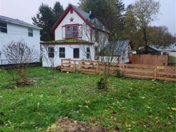 211 Orchard Avenue, Nedrow, NY 13120