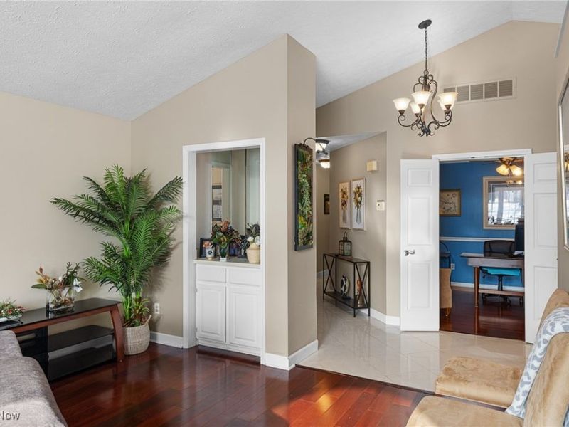 6671 Hidden Lake Trail, Brecksville, OH 44141 Photo 6