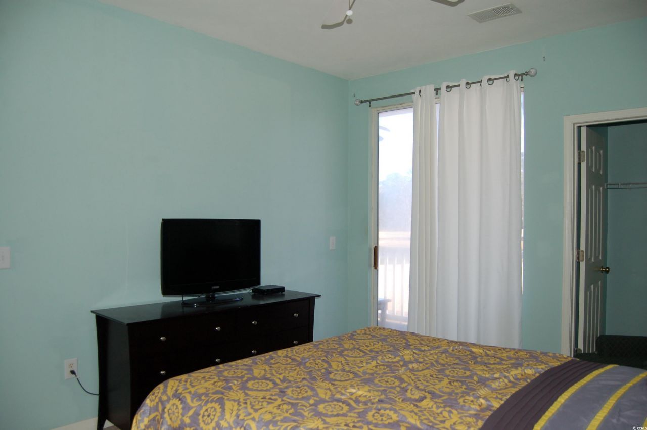 646 River Oaks Dr. Photo 12