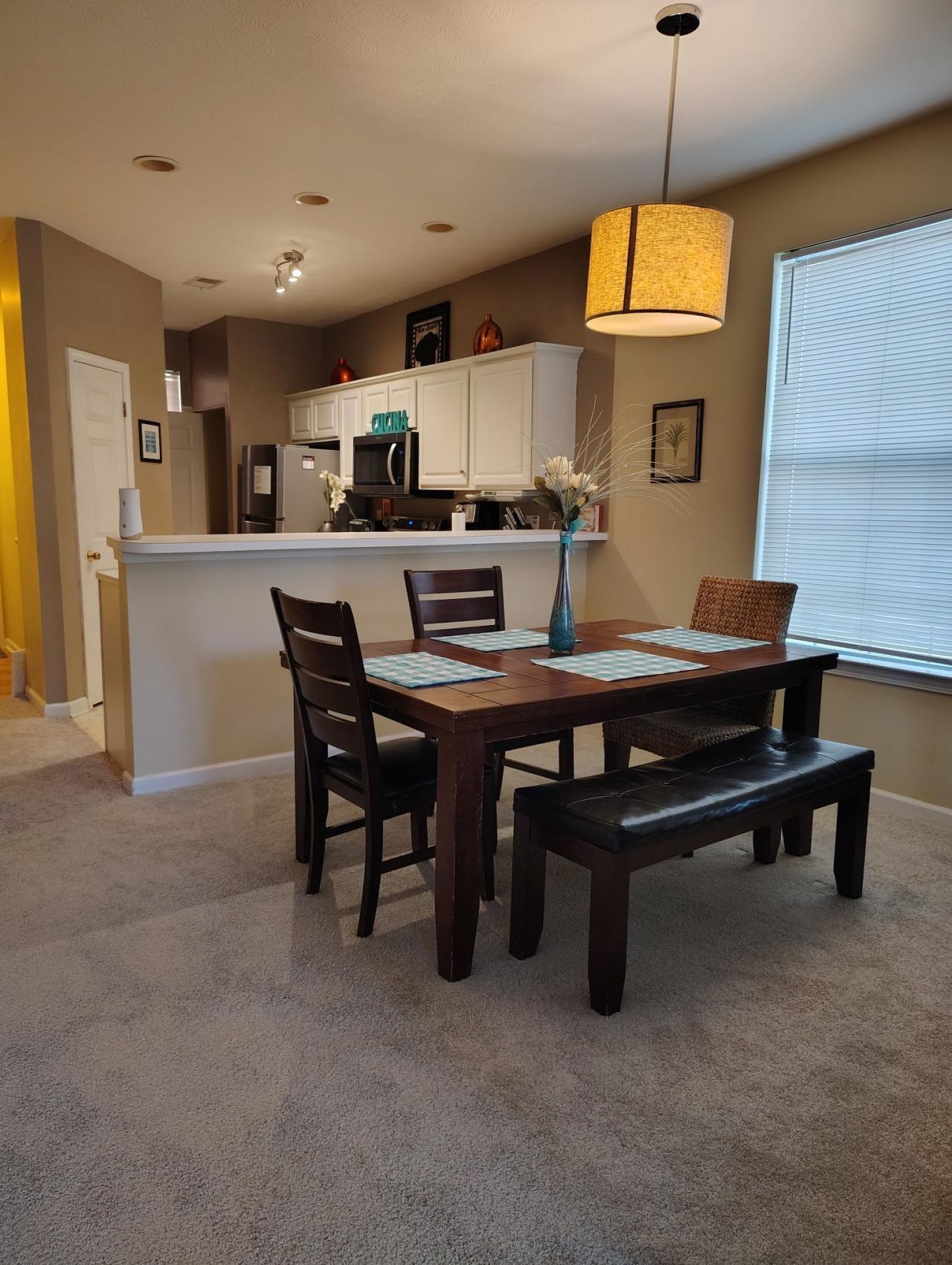 646 River Oaks Dr. Photo 5