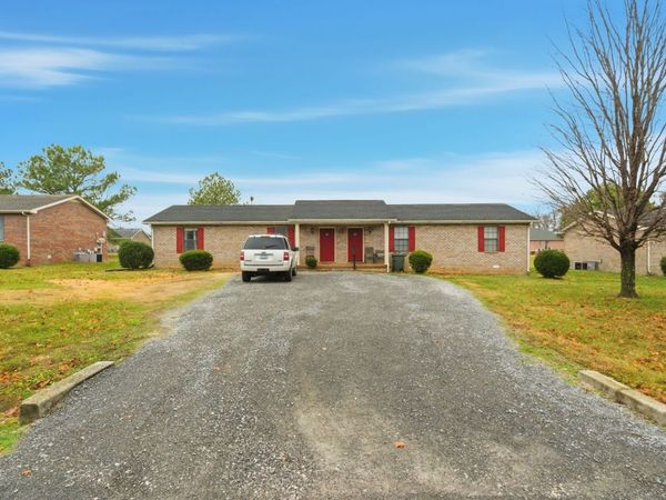 109 Gayla Ct, Portland, TN 37148