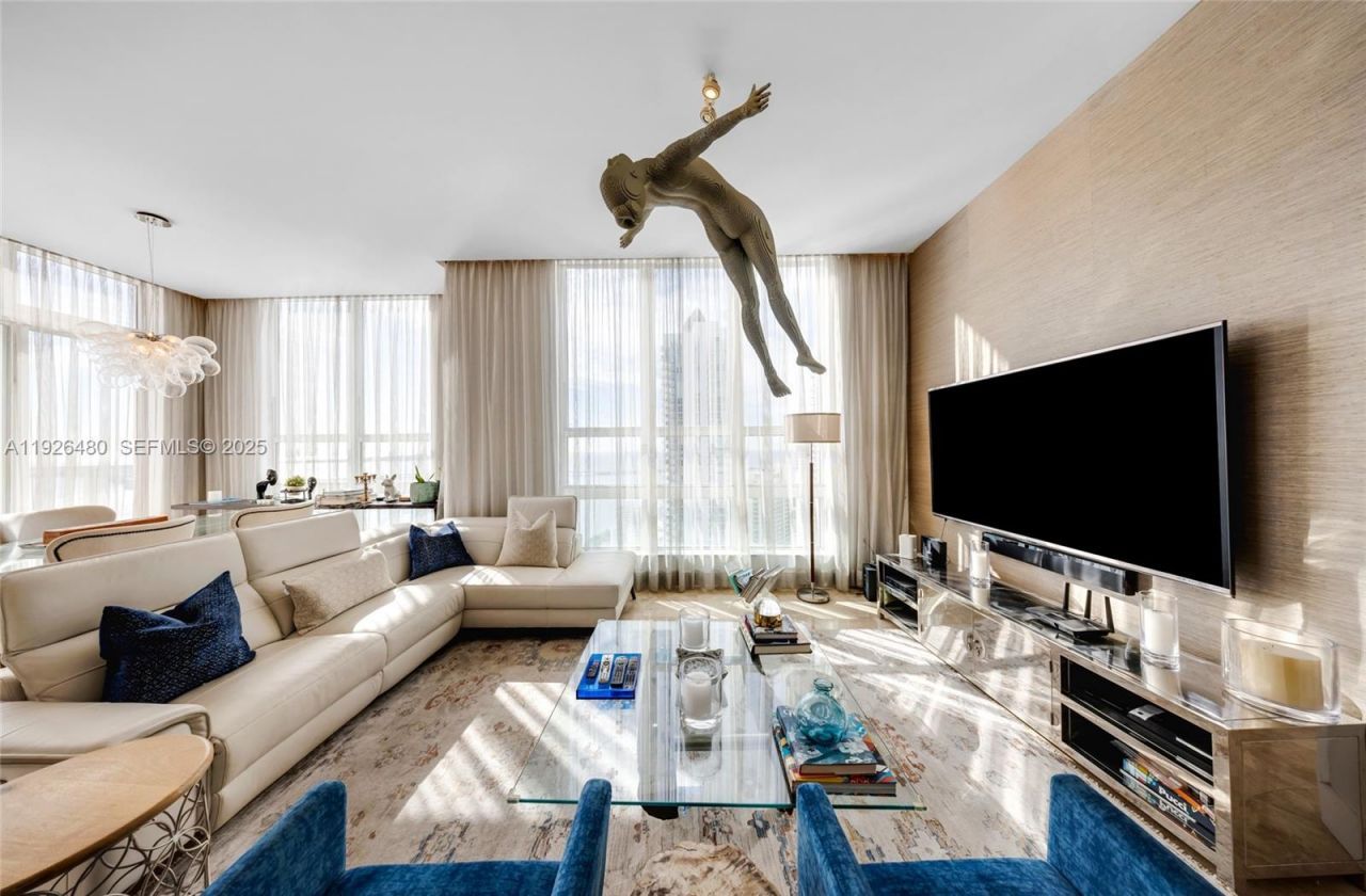 1155 Brickell Bay Dr , Unit PH303, Miami, FL 33131 Photo