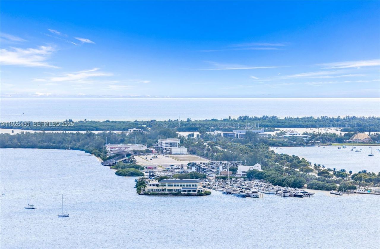 1155 Brickell Bay Dr , Unit PH303, Miami, FL 33131 Photo