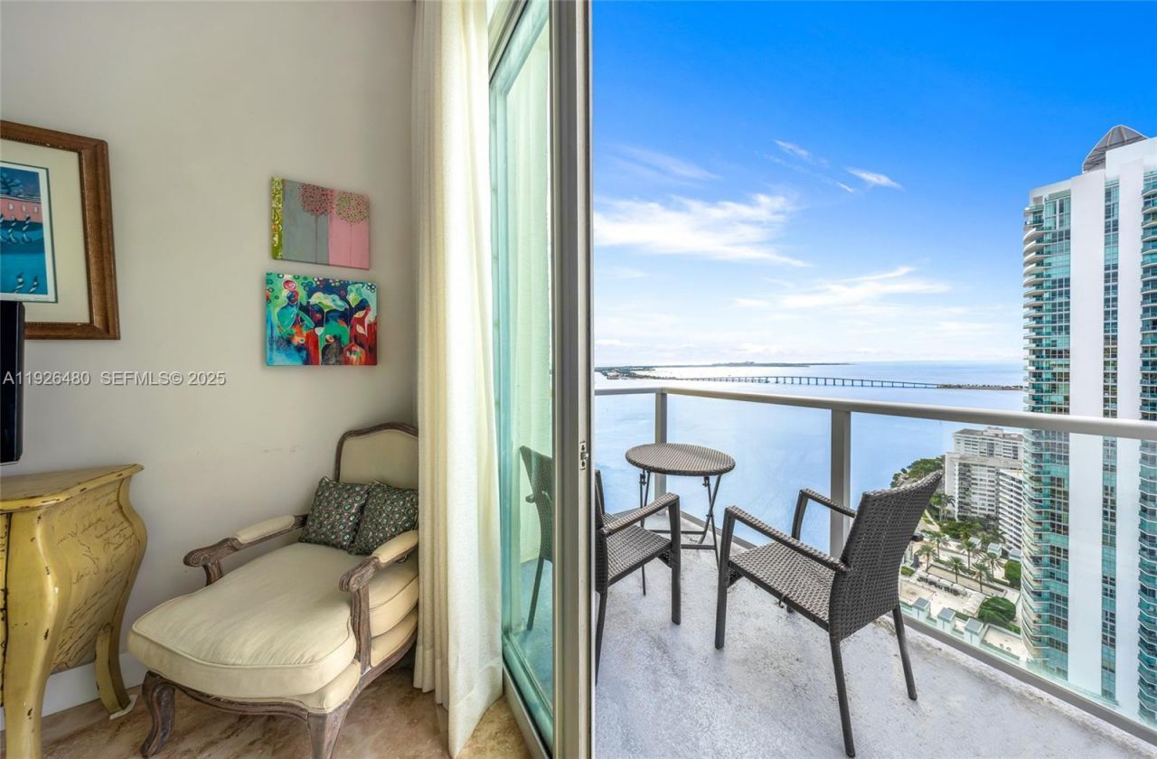 1155 Brickell Bay Dr , Unit PH303, Miami, FL 33131 Photo