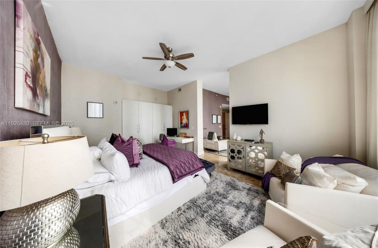 1155 Brickell Bay Dr , Unit PH303, Miami, FL 33131 Photo