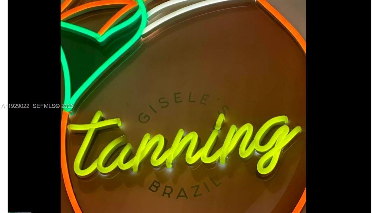 600 NE 36th St, Unit 218, Miami, FL 33137 Photo