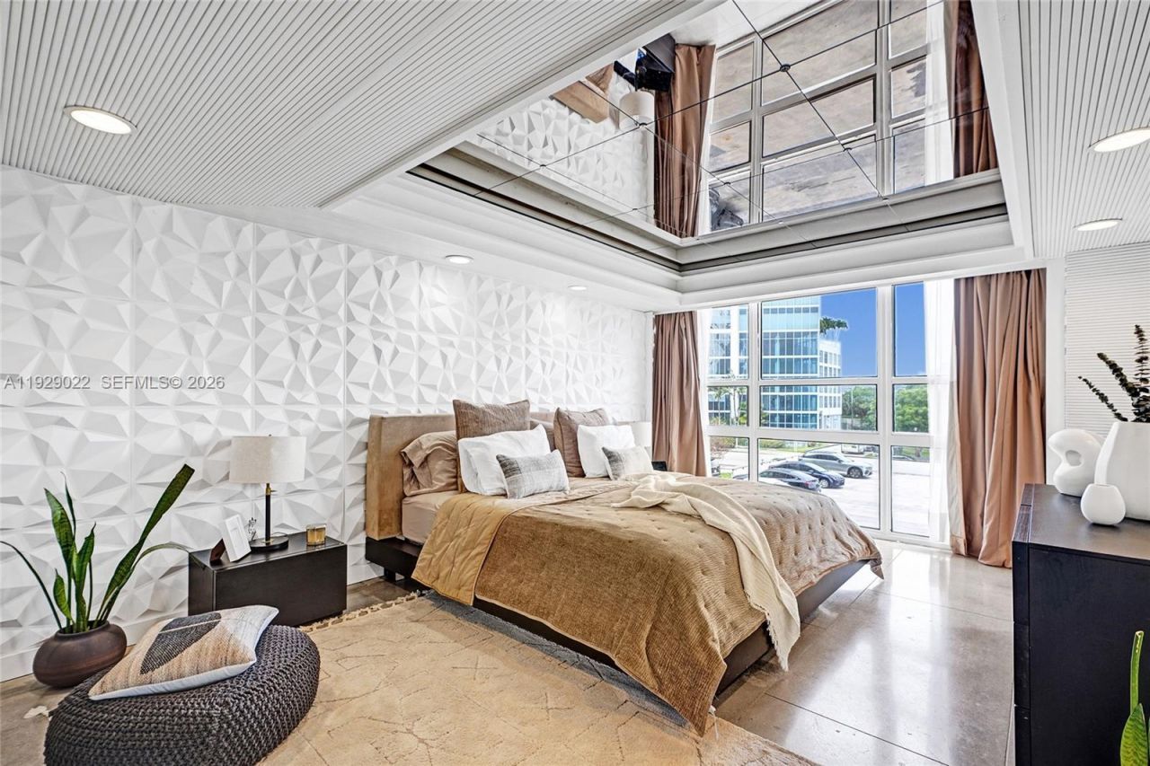 600 NE 36th St, Unit 218, Miami, FL 33137 Photo