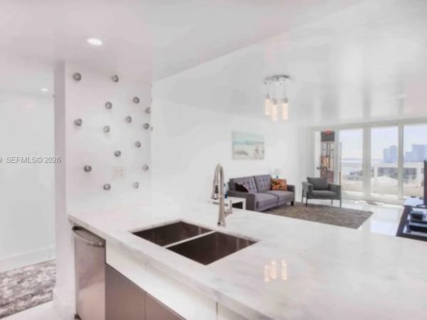 1717 N Bayshore Dr, Unit A-1652, Miami, FL 33132