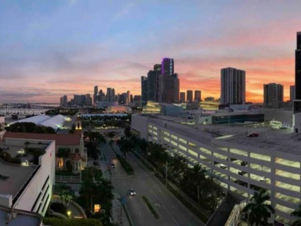 1717 N Bayshore Dr, Unit A-1652, Miami, FL 33132
