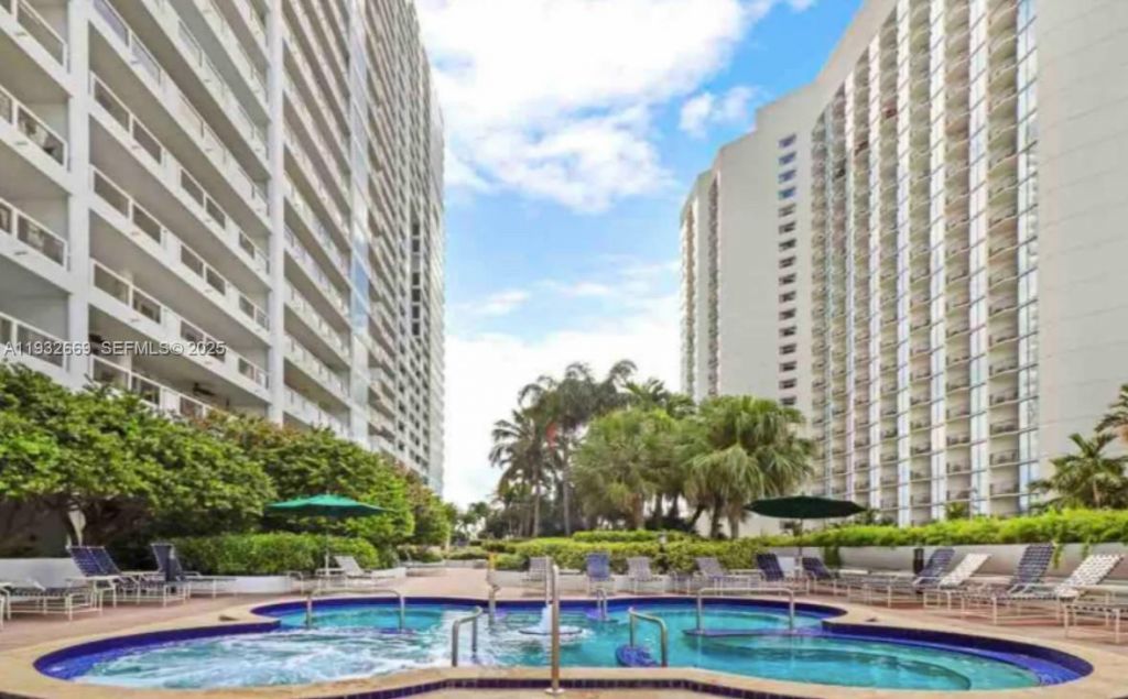 1717 N Bayshore Dr, Unit A-1652, Miami, FL 33132 Photo