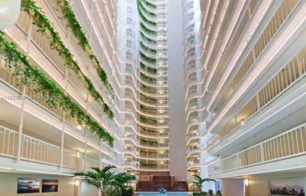 1717 N Bayshore Dr, Unit A-1652, Miami, FL 33132 Photo