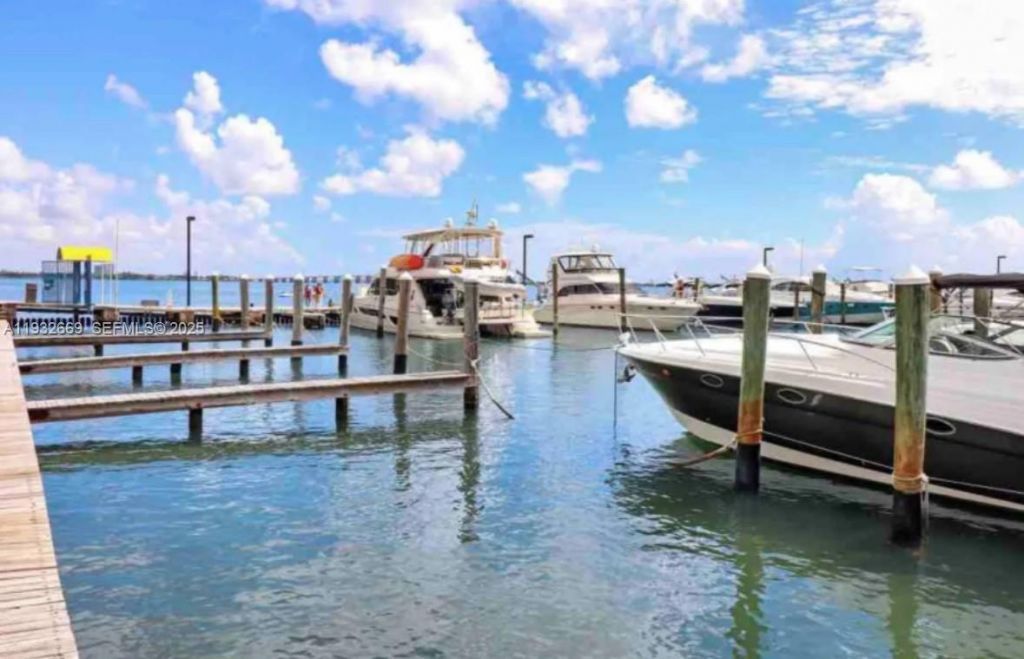 1717 N Bayshore Dr, Unit A-1652, Miami, FL 33132 Photo