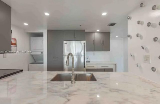 1717 N Bayshore Dr, Unit A-1652, Miami, FL 33132 Photo