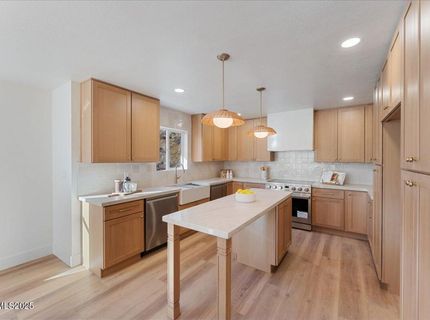 20217 S Virginia Street, Reno, NV 89521 Photo