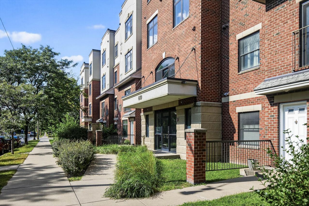 619 8th Street Se, Unit 315, Minneapolis, MN 55414 Main Photo
