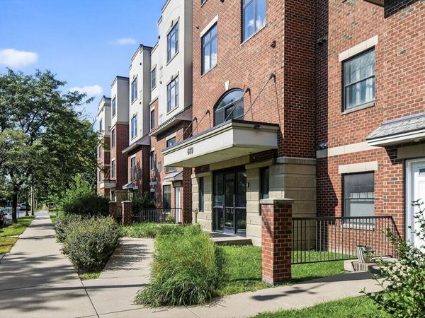 619 8th Street SE, Unit 315, Minneapolis, MN 55414