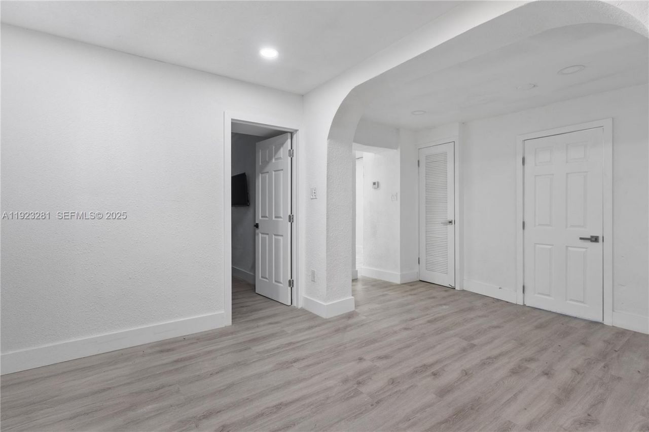 4030 NW 1st Ave , Miami, FL 33127 Photo