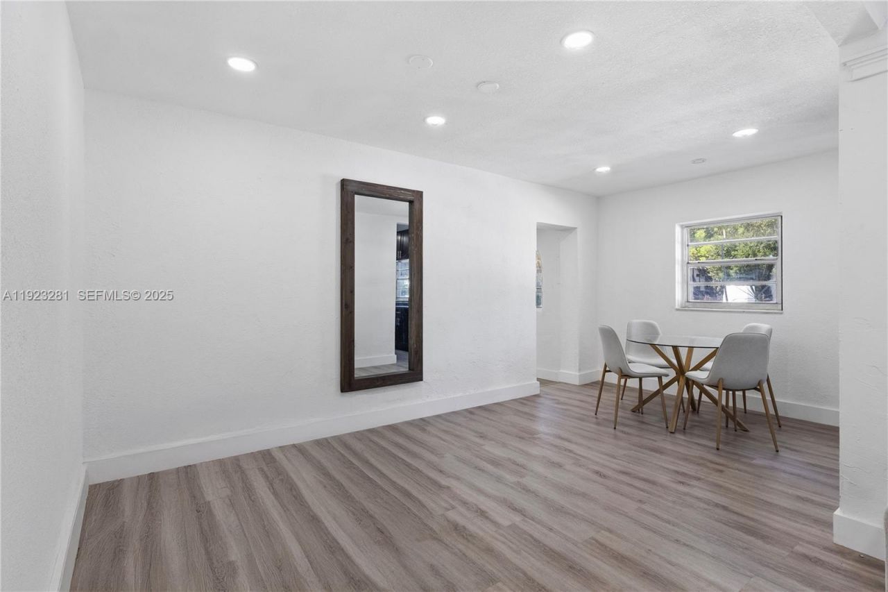 4030 NW 1st Ave , Miami, FL 33127 Photo