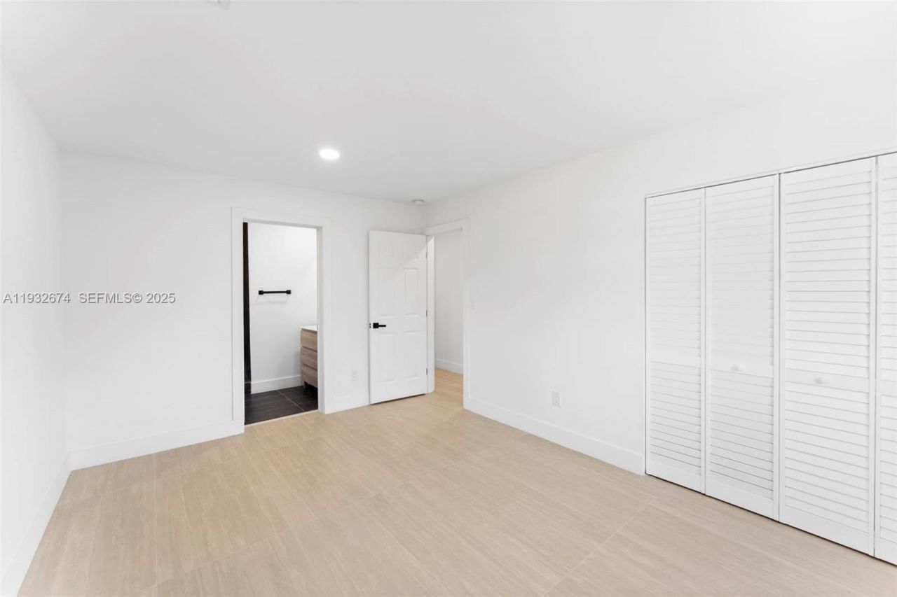 17211 NW 43rd Ave, Miami Gardens, FL 33055 Photo