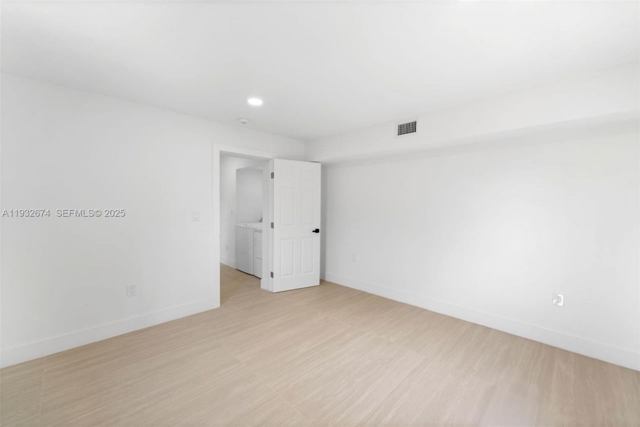 17211 NW 43rd Ave, Miami Gardens, FL 33055 Photo