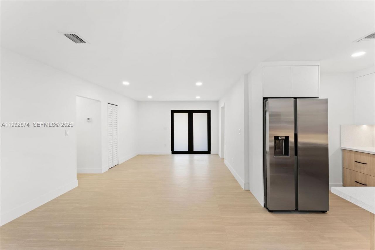 17211 NW 43rd Ave, Miami Gardens, FL 33055 Photo