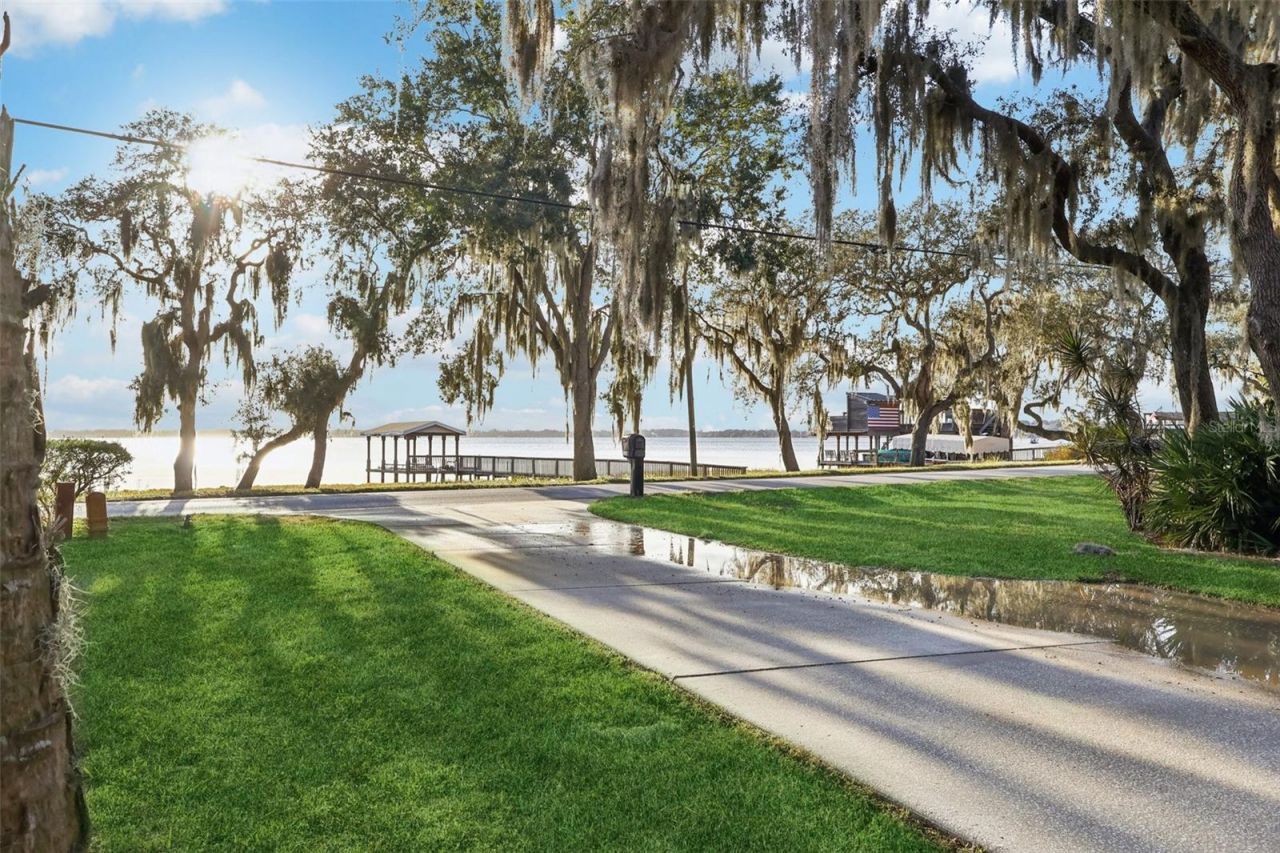 16400 Lakeshore Drive, Minneola, FL 34715 Photo