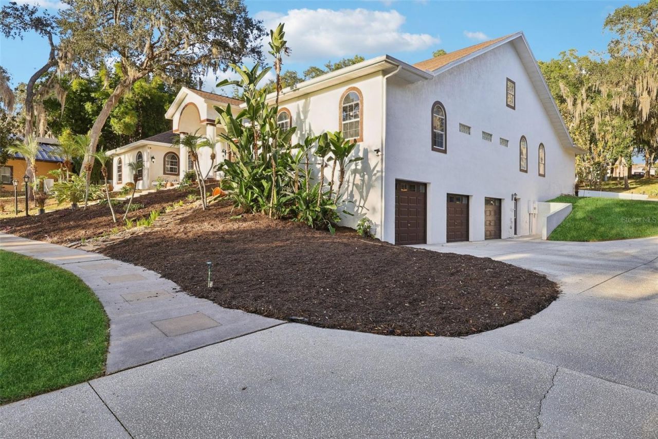 16400 Lakeshore Drive, Minneola, FL 34715 Photo