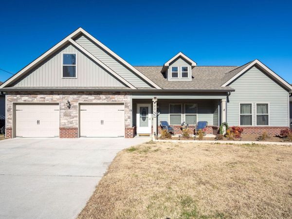 425 Franklin Circle, Fort Oglethorpe, GA 30742