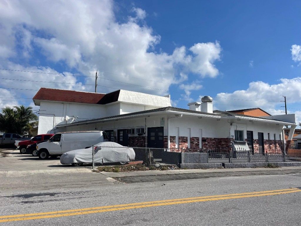 475 W Dania Beach Blvd, Dania Beach, FL 33004 Photo