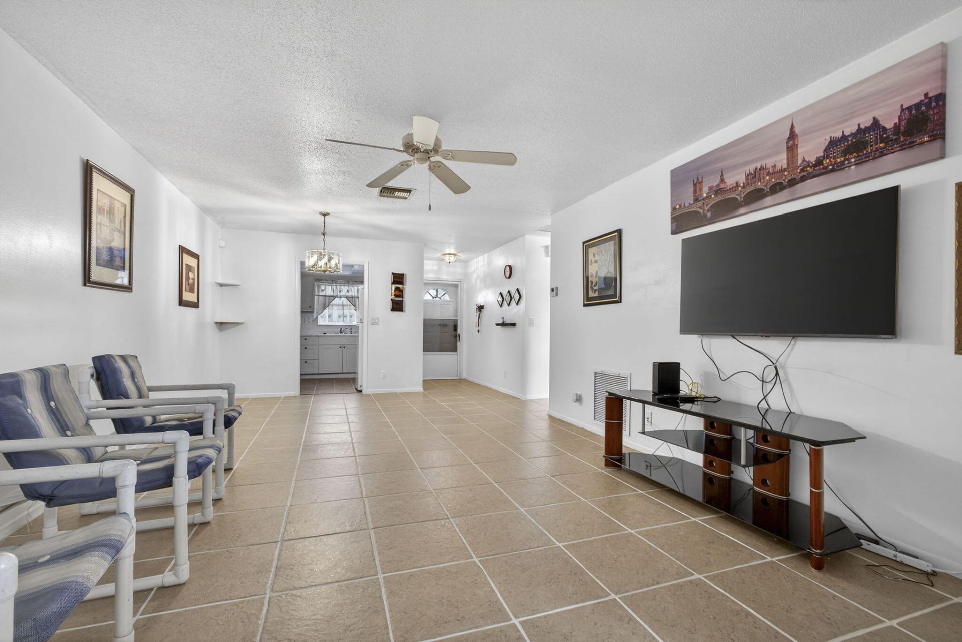 2833 Crosley Drive W, Unit C, West Palm Beach, FL 33415 Photo