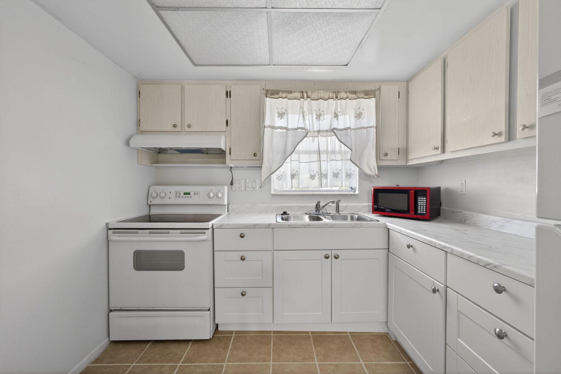 2833 Crosley Drive W, Unit C, West Palm Beach, FL 33415 Photo