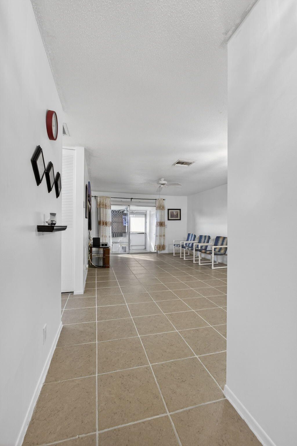 2833 Crosley Drive W, Unit C, West Palm Beach, FL 33415 Photo