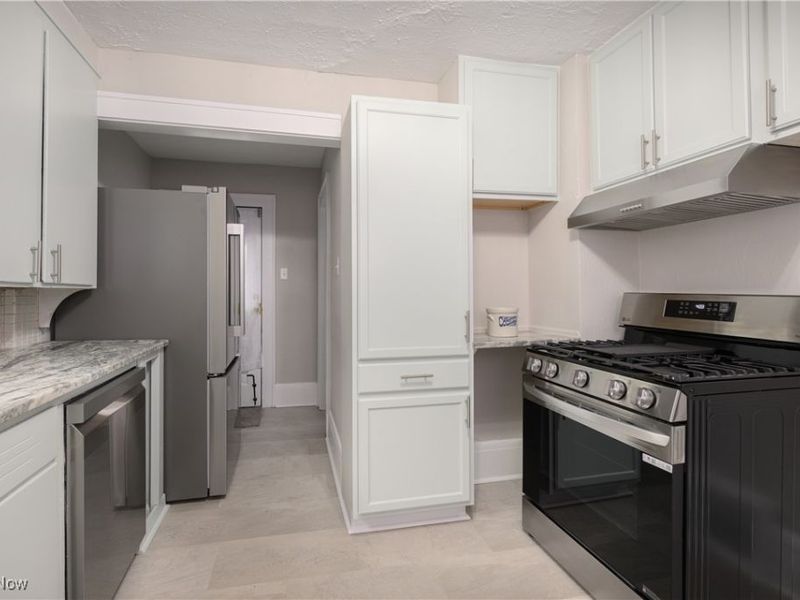 485 Lloyd Street, Barberton, OH 44203 Photo 10