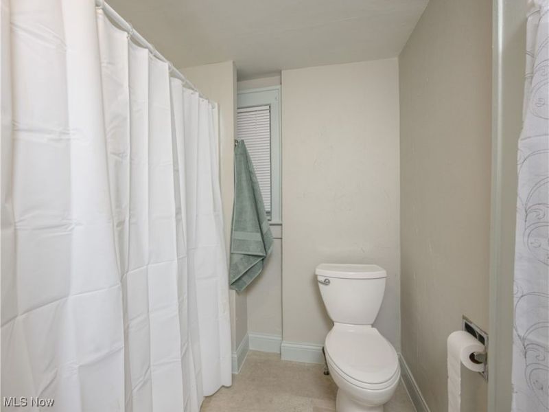 485 Lloyd Street, Barberton, OH 44203 Photo 21