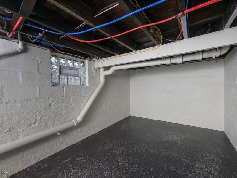 485 Lloyd Street, Barberton, OH 44203 Photo 22