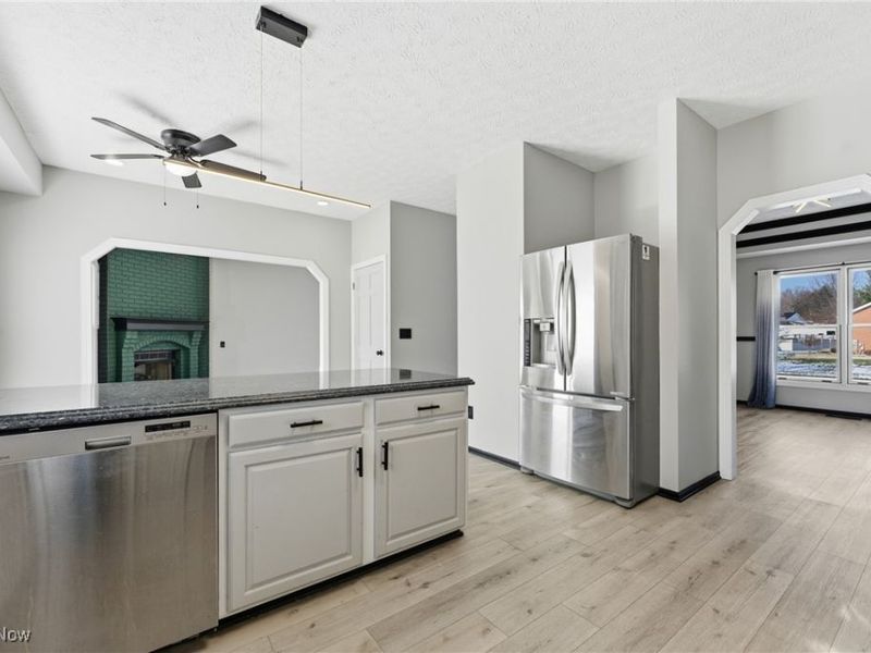 1516 Wisteria Avenue SW, Hartville, OH 44632 Photo 17