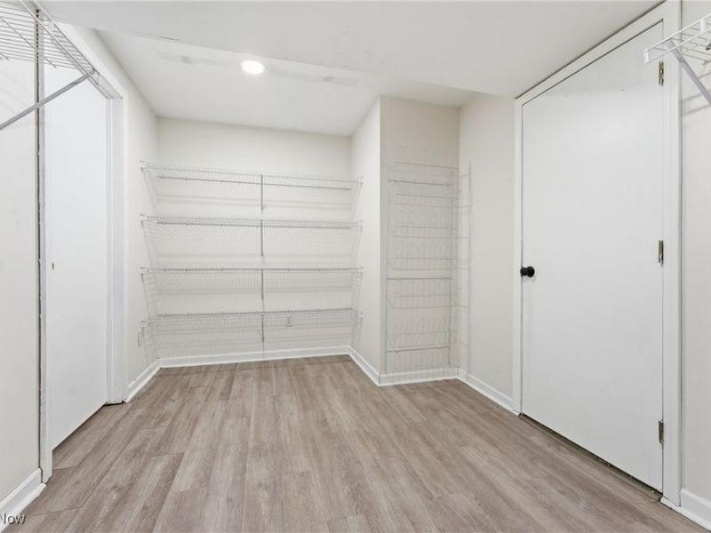 1516 Wisteria Avenue SW, Hartville, OH 44632 Photo 46