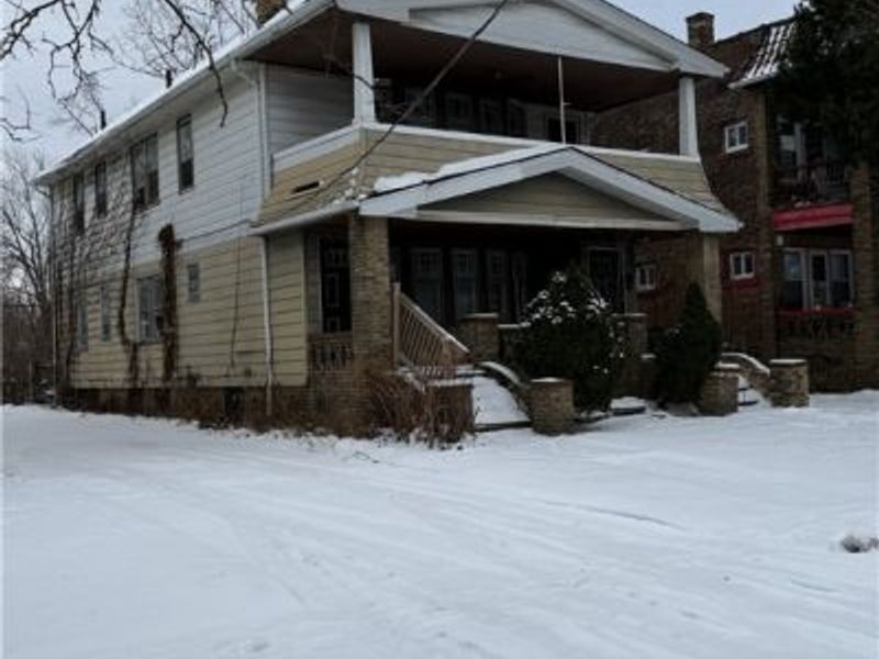 991 E 143rd Street, Cleveland, OH 44110 Photo 2