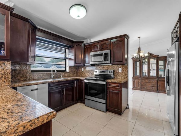 10290 SW 145th Pl, Miami, FL 33186