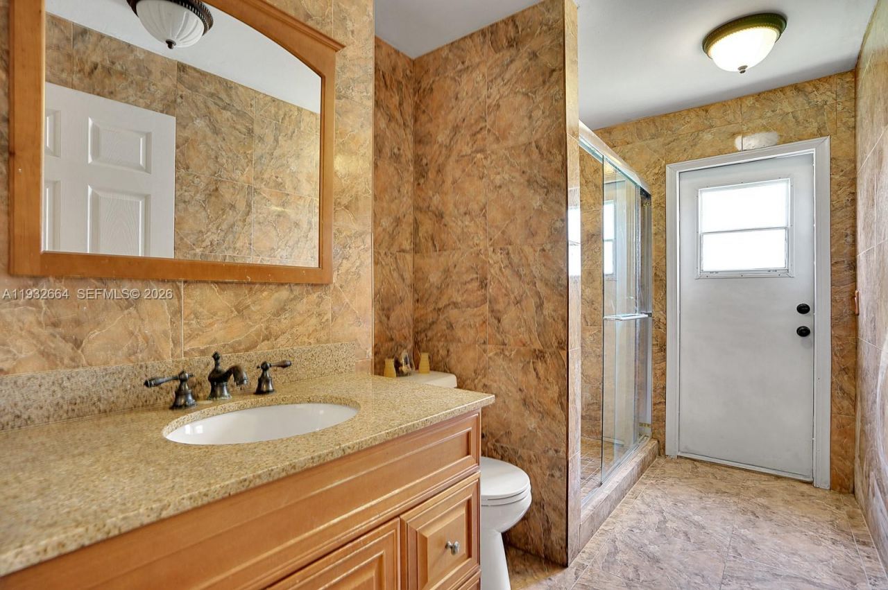 10290 SW 145th Pl, Miami, FL 33186 Photo