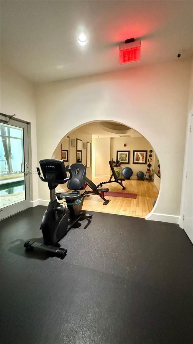 1830 Radius Dr , Unit 915, Hollywood, FL 33020 Photo