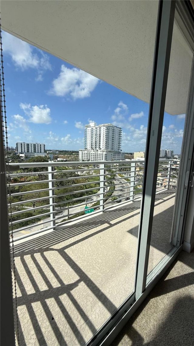 1830 Radius Dr , Unit 915, Hollywood, FL 33020 Photo