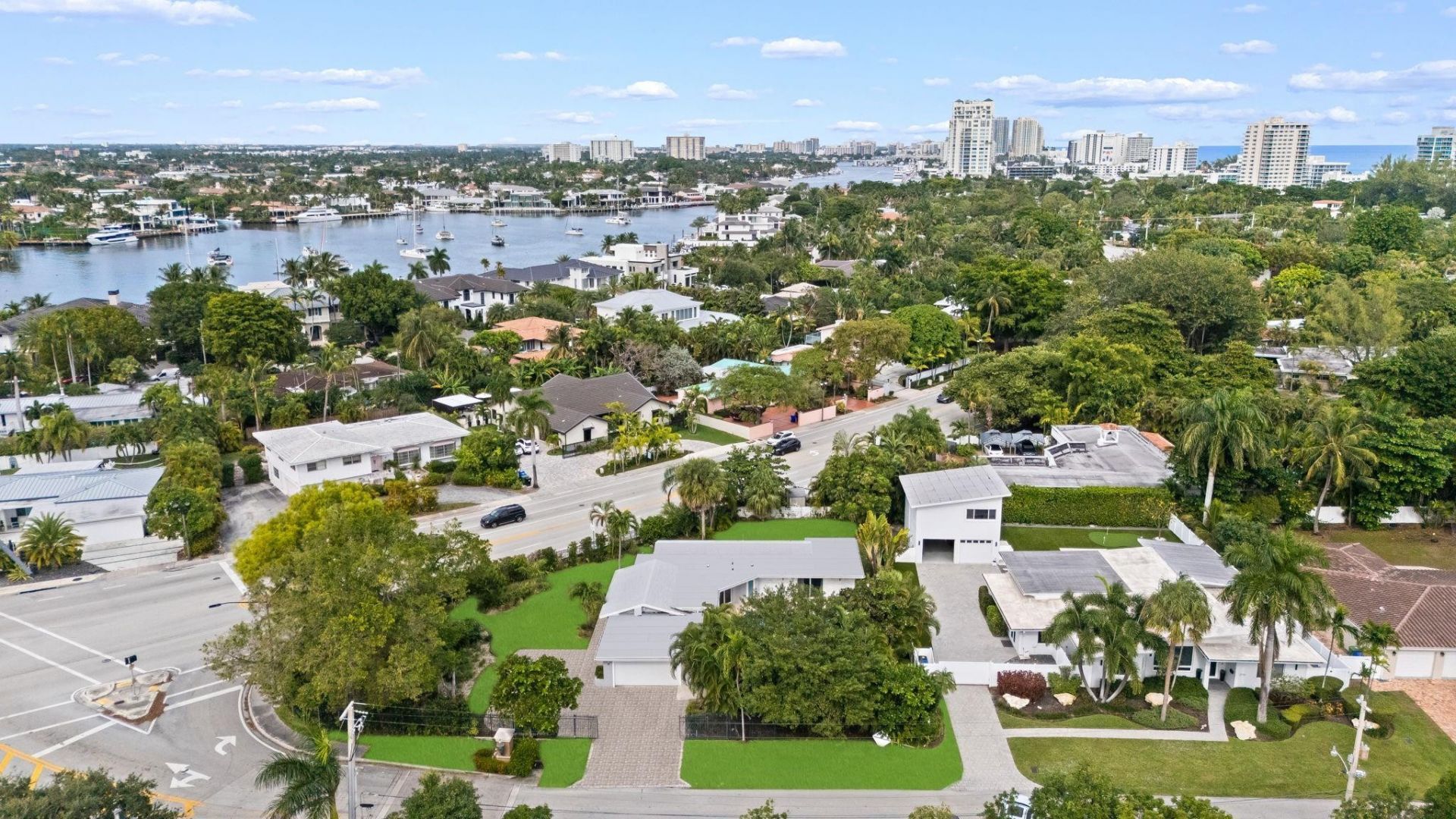 2711 Mayan Drive, Fort Lauderdale, FL 33316 Photo