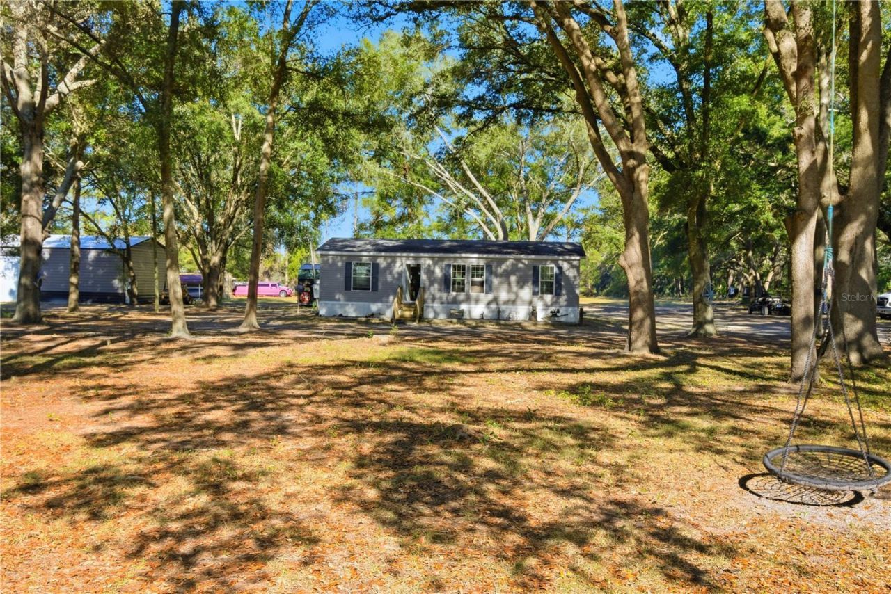 4506 NW 10th Street, Bell, FL 32619 Photo