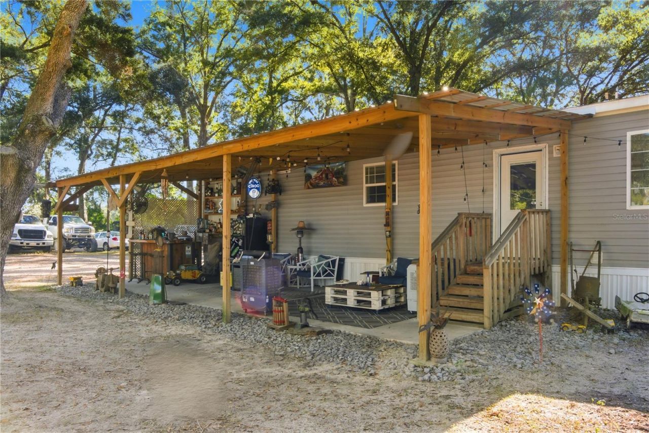 4506 NW 10th Street, Bell, FL 32619 Photo