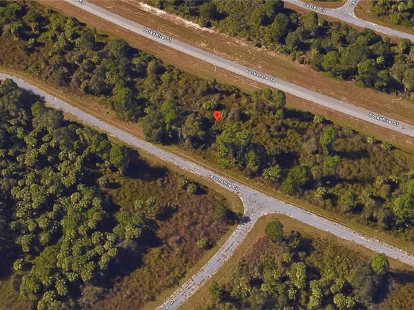 DEVONSHIRE CIRCLE, NORTH PORT, FL 34288