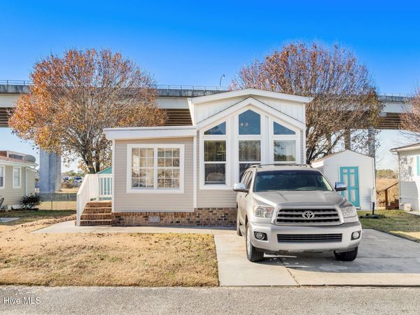 137 Riptide Circle, North Myrtle Beach, SC 29582